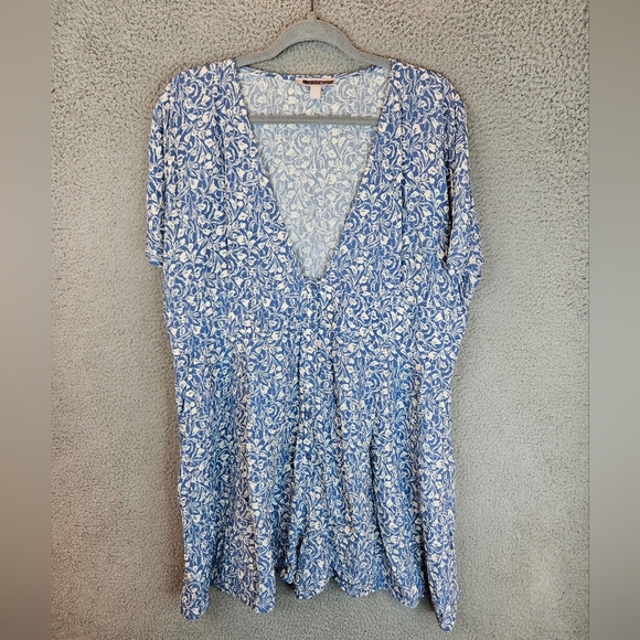 Chelsea 28 Womens Blue & White Floral Print Bailey Romper Sz 2XL Deep V-Neck - Picture 2 of 13